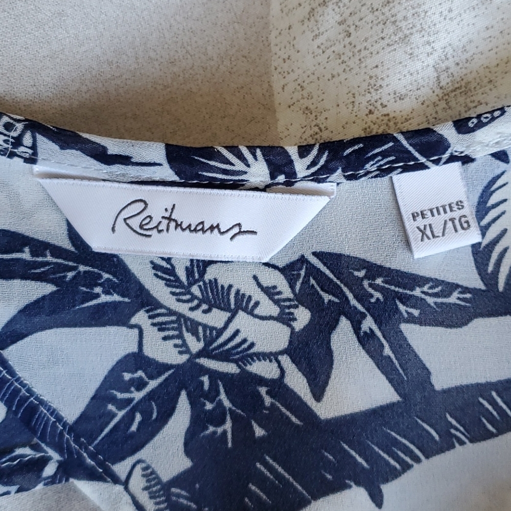 Top - Picture 3 of 4